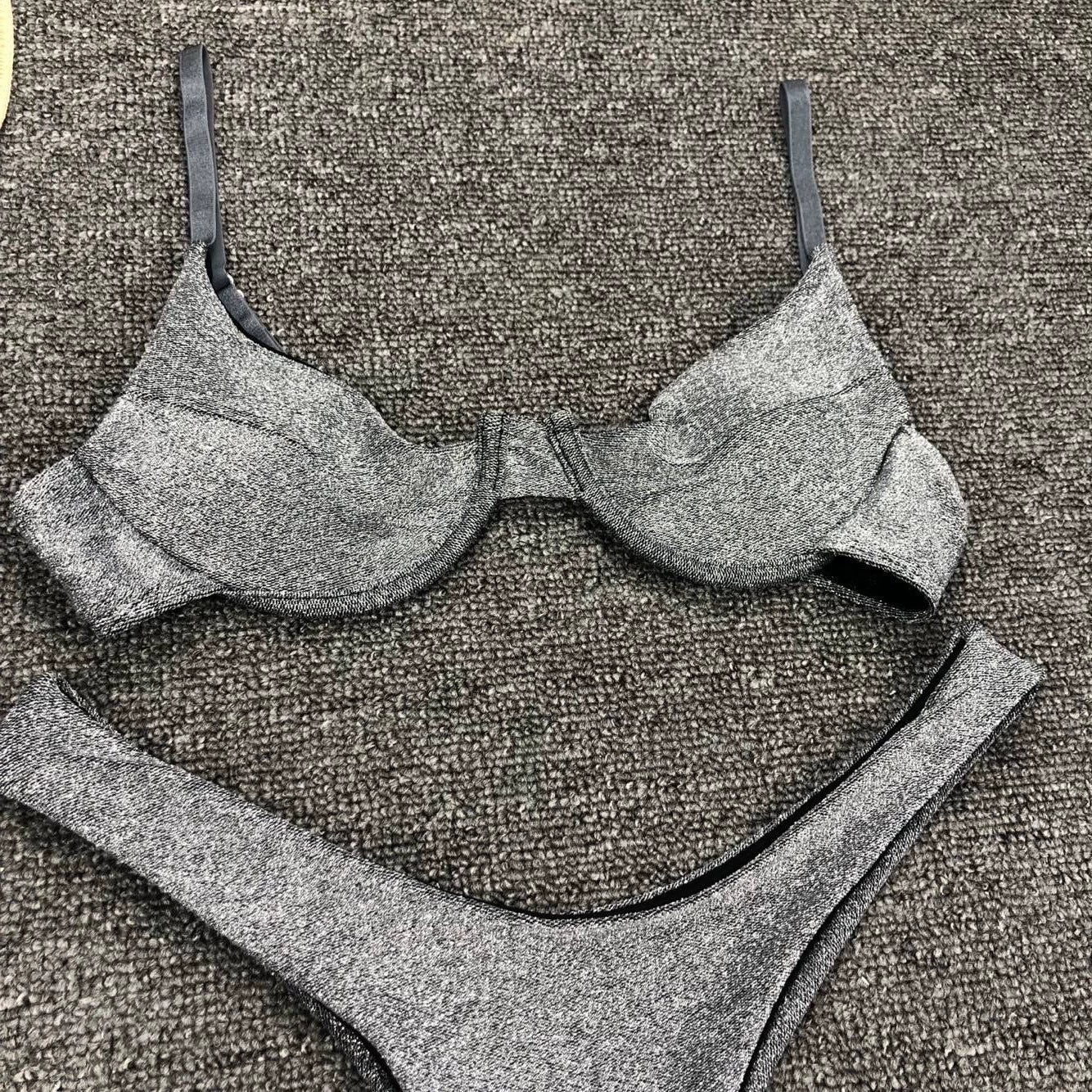 Glitter Fabric Fashion Underwire Gathered Split Swimsuit Bikinis Stylish Two-Piece Swimsuit
